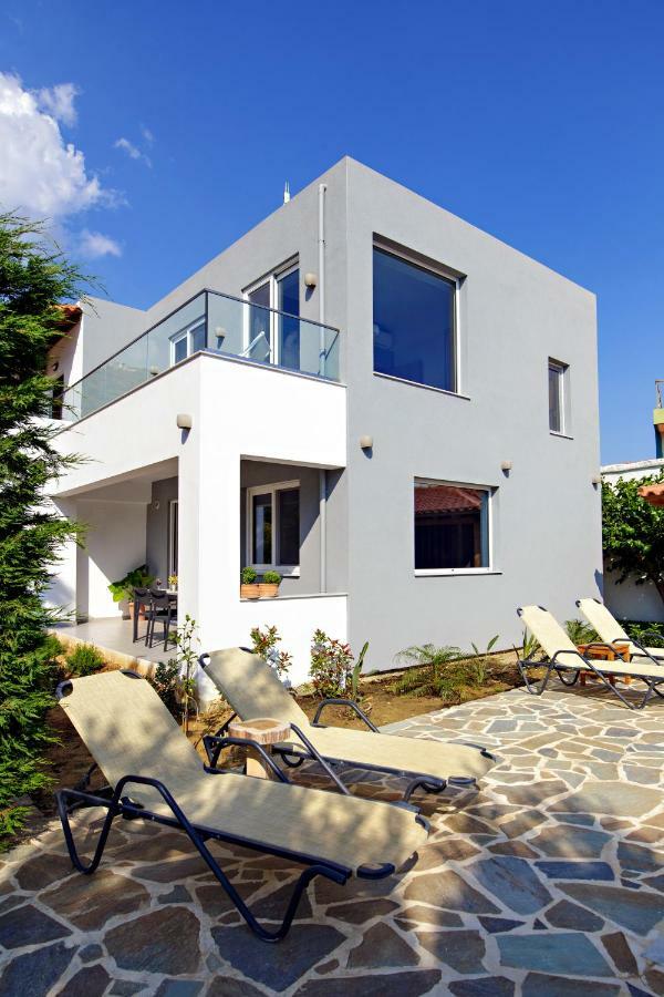 Irida Guesthouse By The Pool Πλακιάς Εξωτερικό φωτογραφία